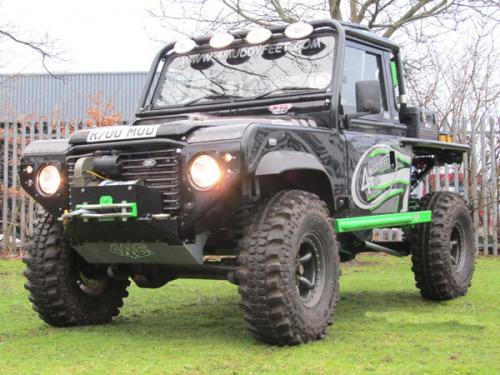 Land Rover Defender - trayback