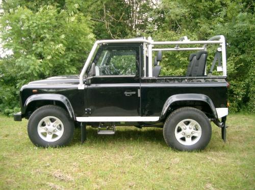 Land Rover Defender - soft top roll cage