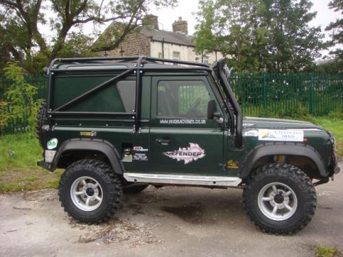 Land Rover Defender short roll cage and snorkel