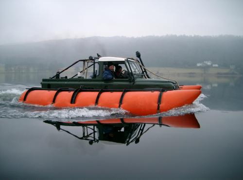 Amphibious vehicle Land Rover Defender