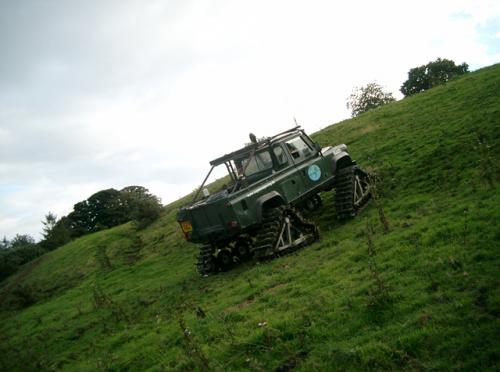 Tracked vehicle - Land Rover Defender